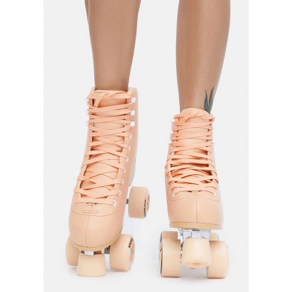C7SKATES PREMIUM PEACHY KEEN QUAD SKATES SIZE 6 $140 - Picture 1 of 6